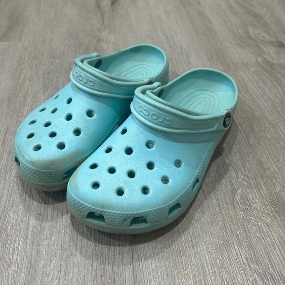 Crocs Classic Light Blue Original Clog Women's Size 8 - Picture 1 of 5